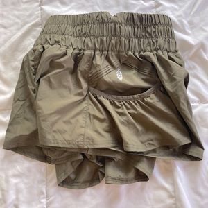 Free People / fp Movement Get your flirt on Shorts, size XS